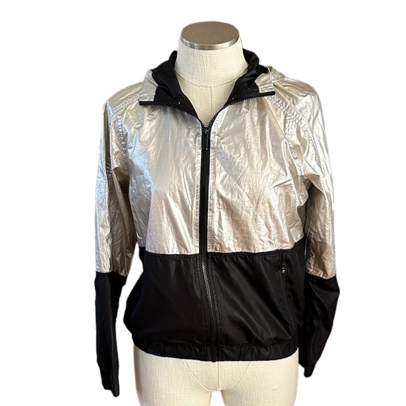Alala Metallic Silver and Black Wind Breaker Size S - Picture 1 of 4